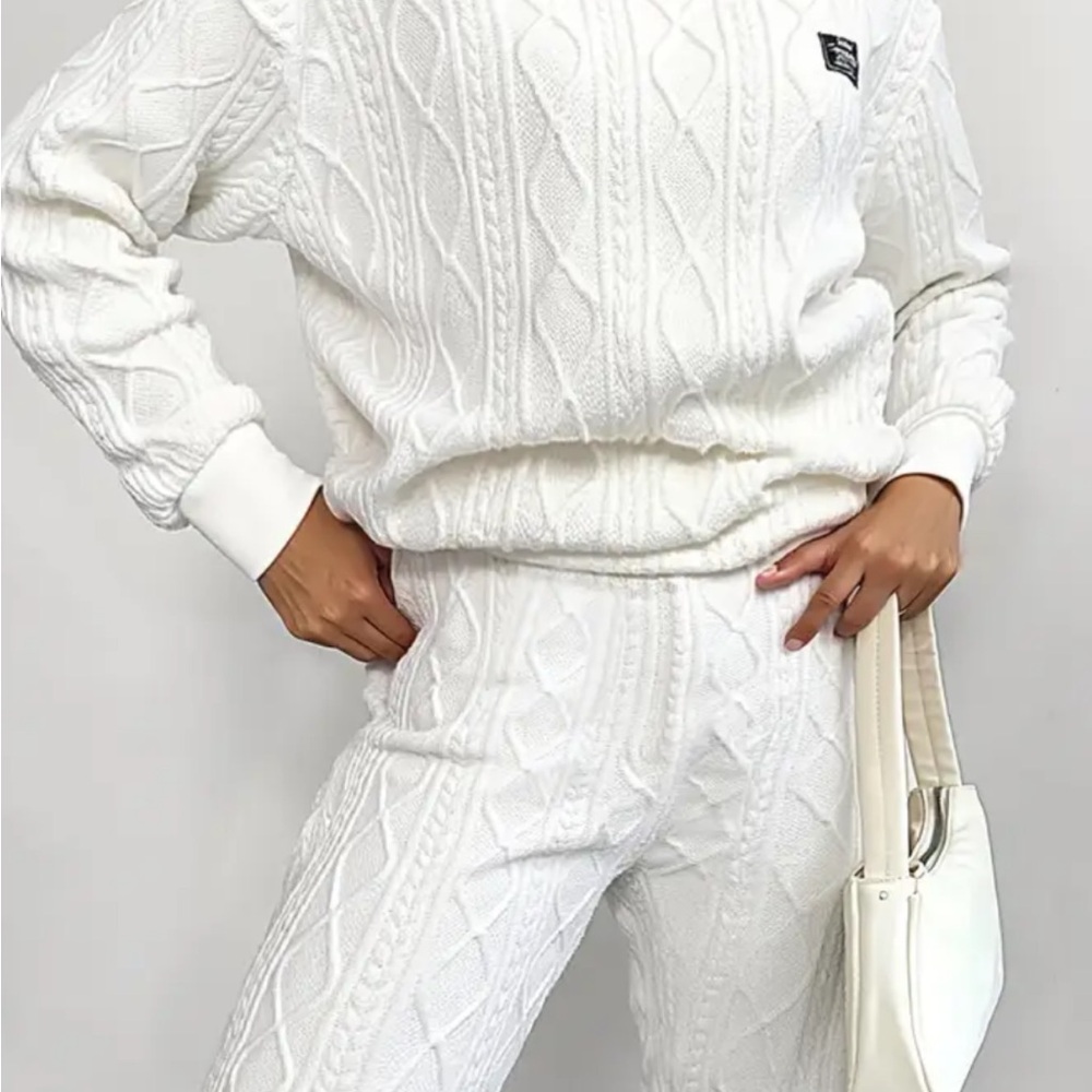 White Cable Knit Track sweatshirt and  Pants Medium - Picture 3 of 5